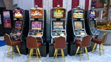 Live blackjack table with dealer and real-time action